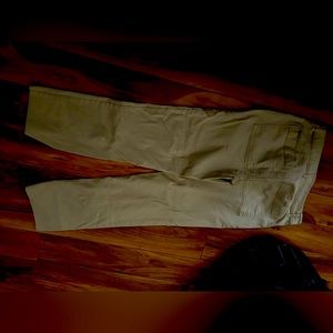 Loft cacki pants size 6